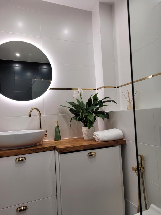 Apartament W Centrum Rowna 10 Kielce Exterior foto